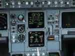 a330_cockpit6.jpg (123494 bytes)