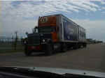 truck1.jpg (84752 bytes)